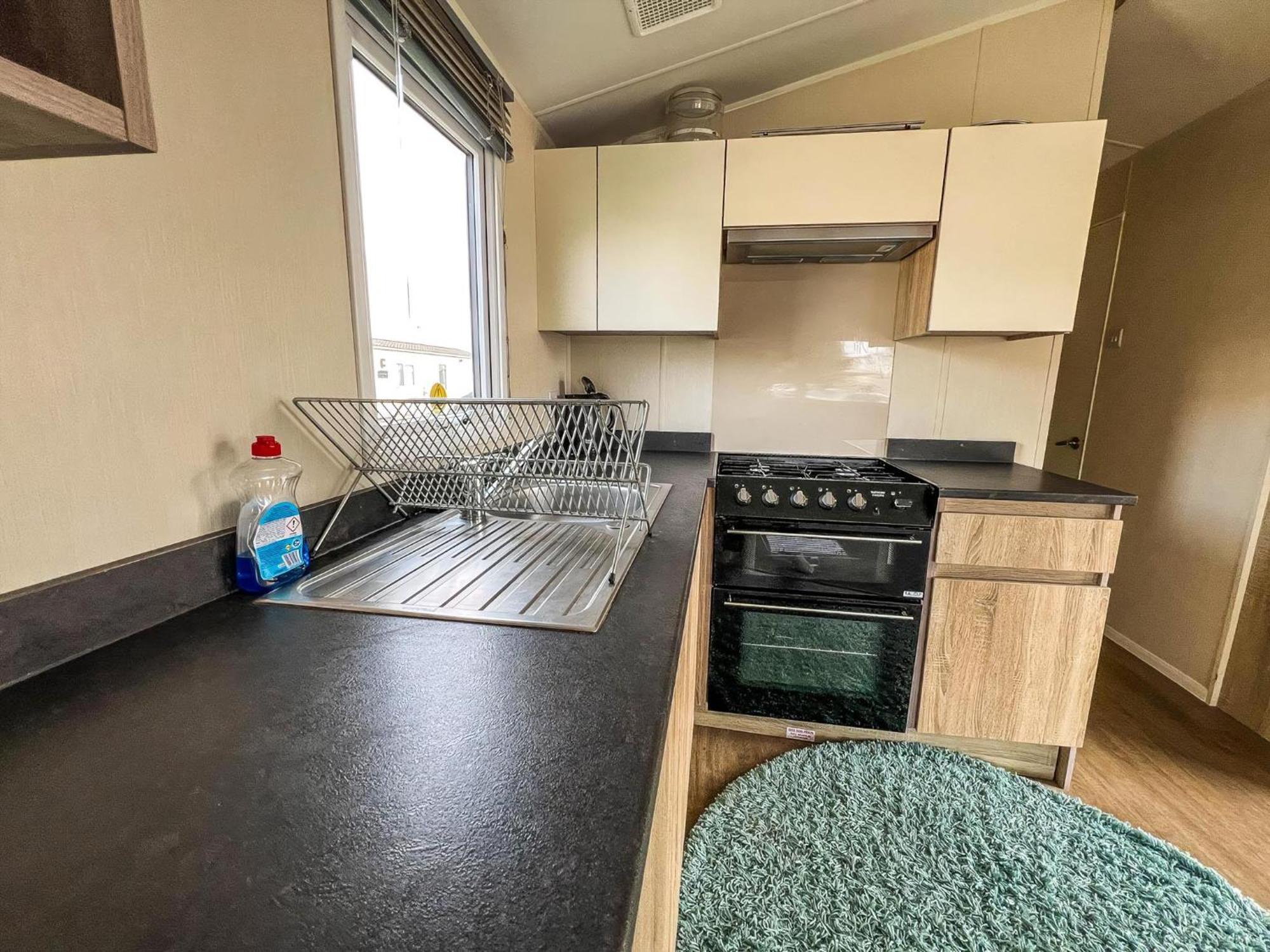 Modern 6 Berth Caravan With Wifi At St Osyth Beach In Essex Ref 28051Fv Clacton-on-Sea Buitenkant foto